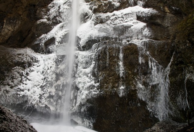 Multnomah Falls 5858a.jpg